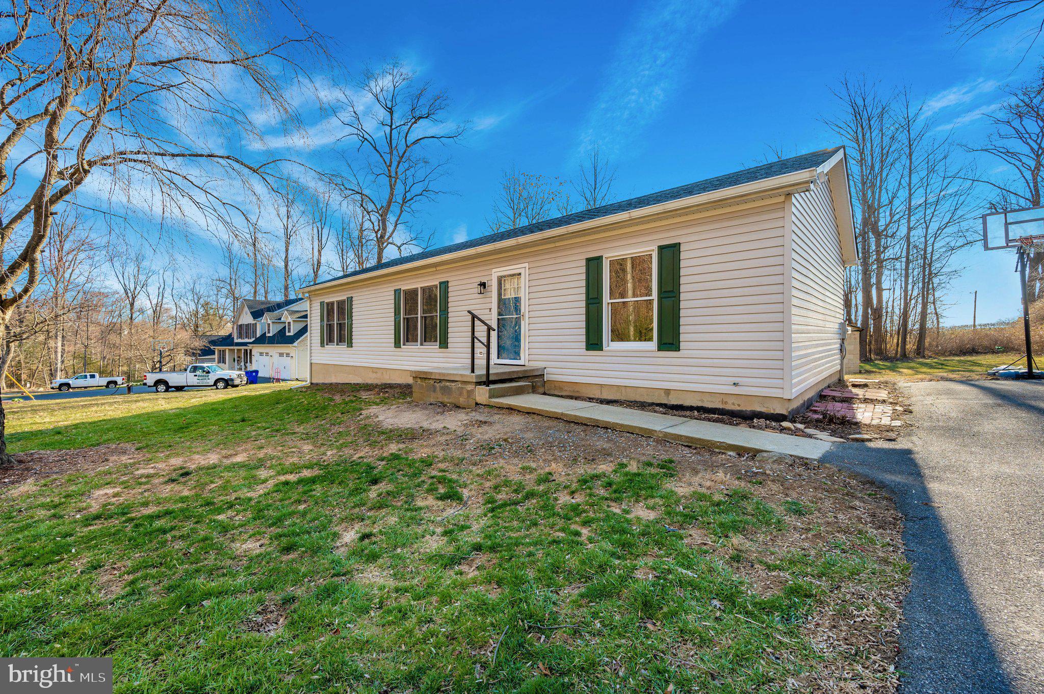 13835 Pryor Road Thurmont, MD 21788 - Photo 61 of 64 Exterior Front
