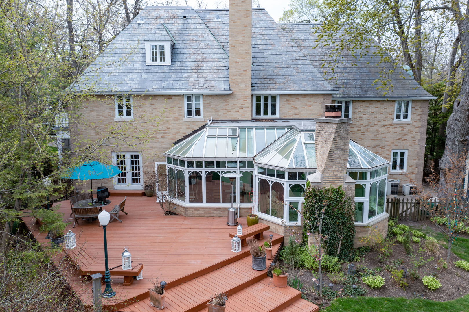 825 Sheridan Road Glencoe, IL 60022 - Photo 39 of 40 a aerial view of a house with swimming pool and sitting area