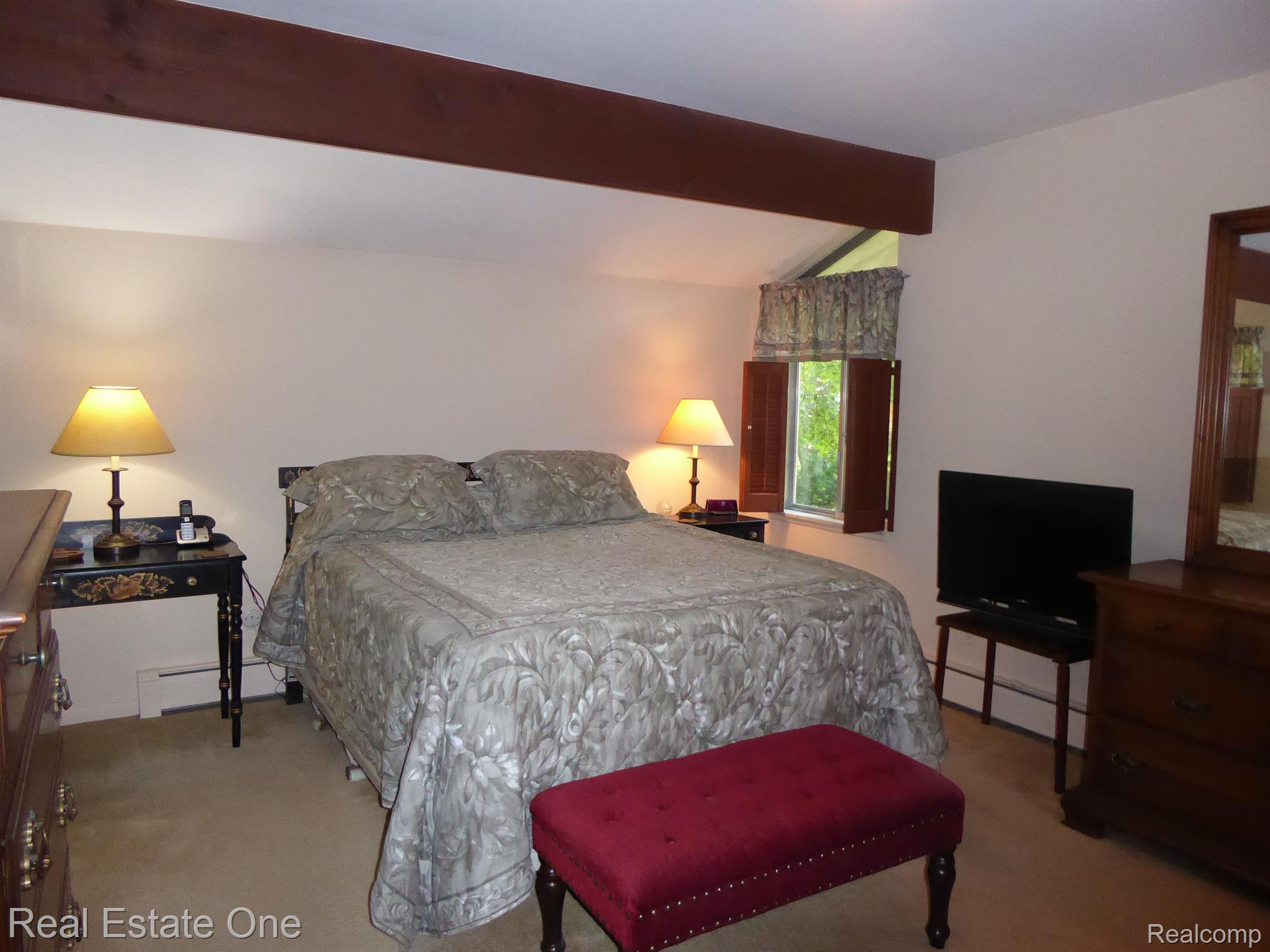 2779 West Wattles Road Troy, MI 48098 - Photo 7 of 23 FIRST FLOOR MBR