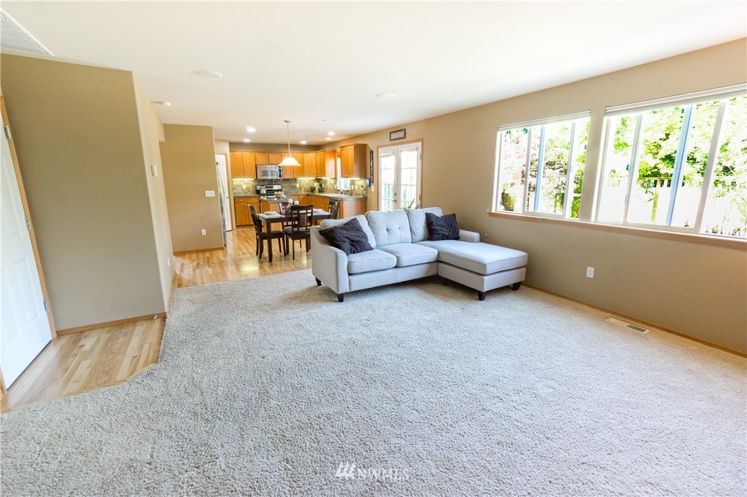 3117 179th Street Southeast Bothell, WA 98012 - Photo 11 of 25