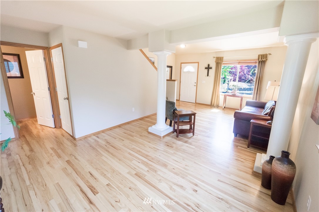 3117 179th Street Southeast Bothell, WA 98012 - Photo 6 of 25