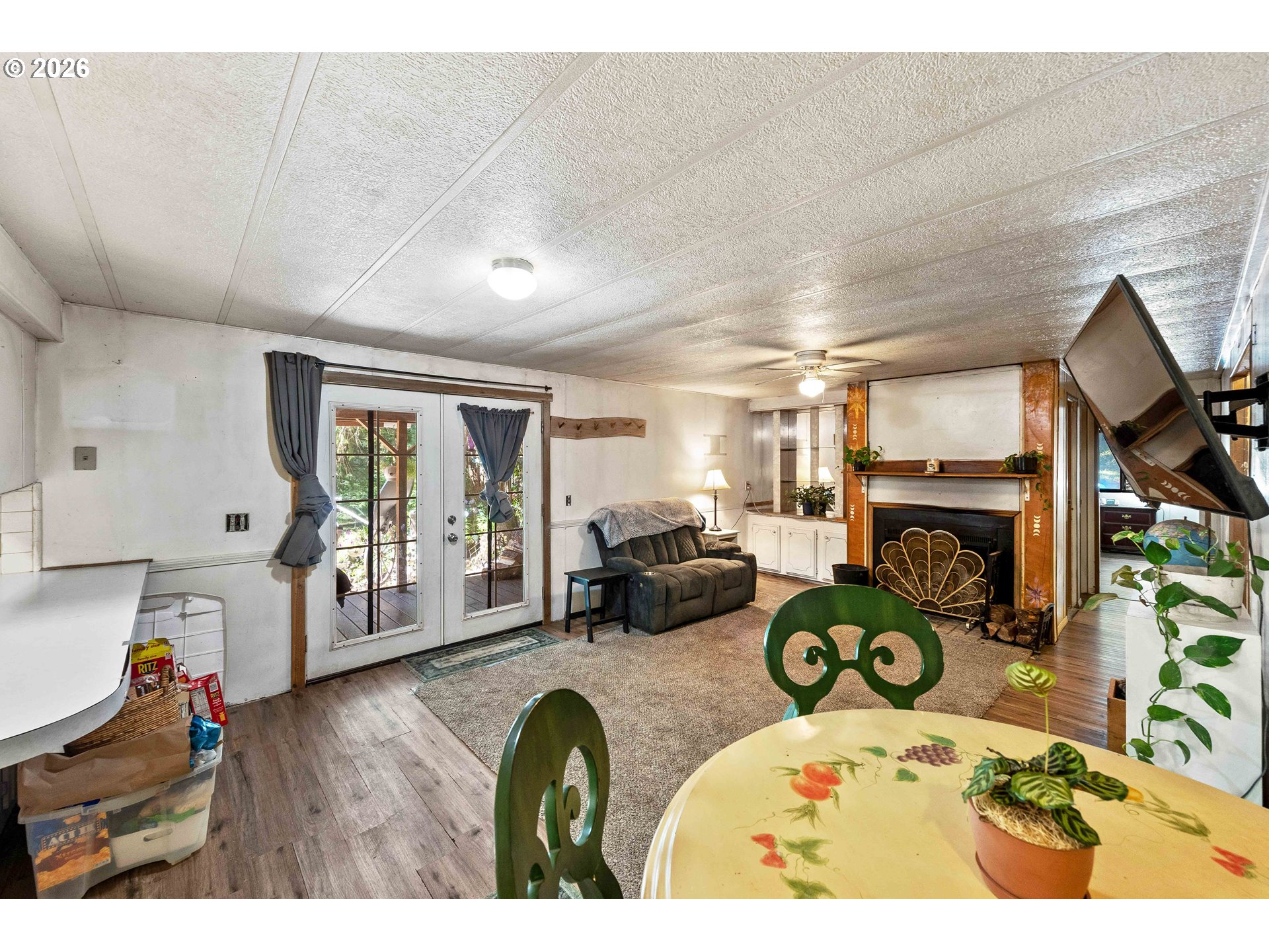 24608 Lower Smith River Road Reedsport, OR 97467 - Photo 8 of 44 Living Room/Dining Room