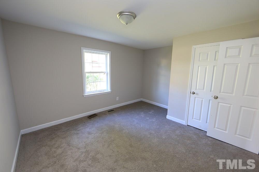 604 Warren Road Erwin, NC 28339 - Photo 6 of 13 Gallery Image 6