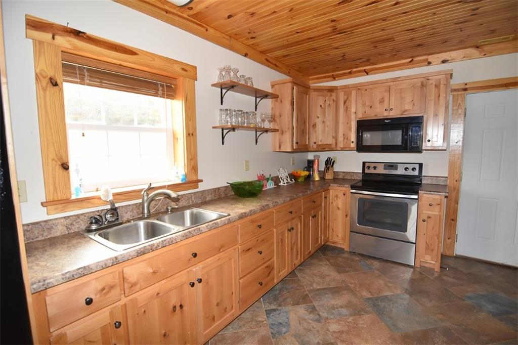 3095 Rome Jones Road Newton, NC 28658 - Photo 6 of 36 Gallery Image 6