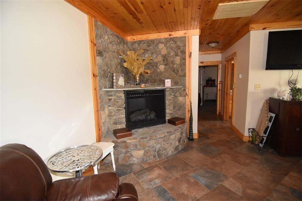 3095 Rome Jones Road Newton, NC 28658 - Photo 9 of 36 Gallery Image 9