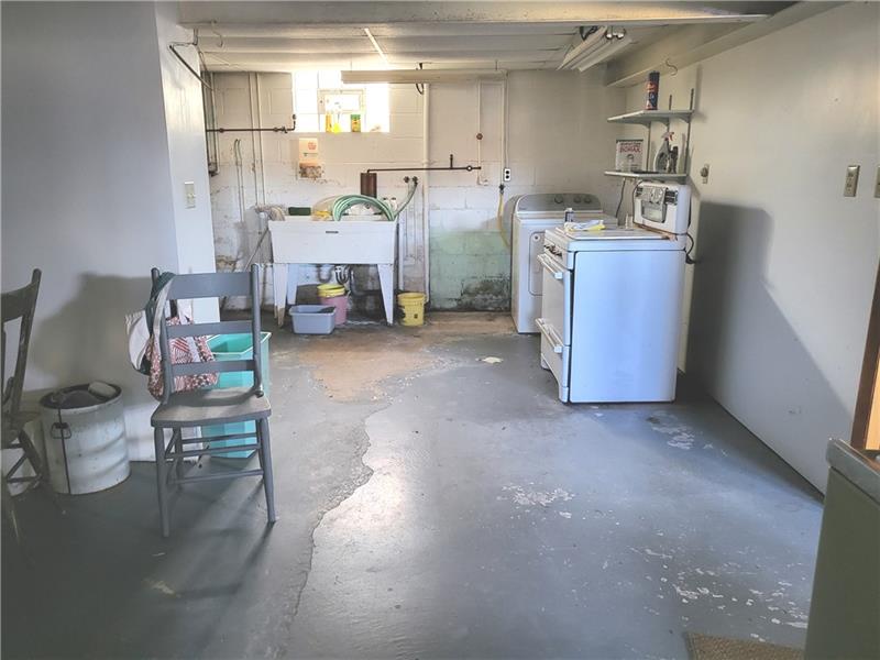 855 Hookstown Grade Road Coraopolis, PA 15108 - Photo 14 of 24 a room with storage and utility