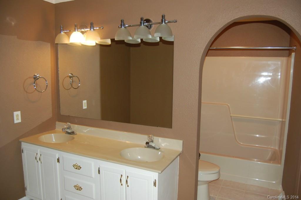 327 Windy Rush Road Kannapolis, NC 28081 - Photo 12 of 22 Gallery Image 12