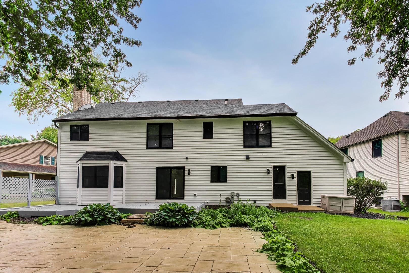 251 Perth Road Cary, IL 60013 - Photo 17 of 20
