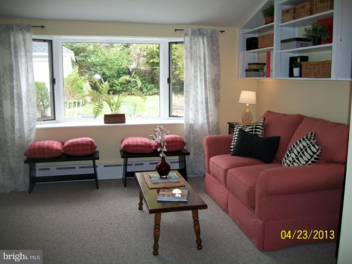 140 Sutton Road Ardmore, PA 19003 - Photo 3 of 25 Gallery Image 3