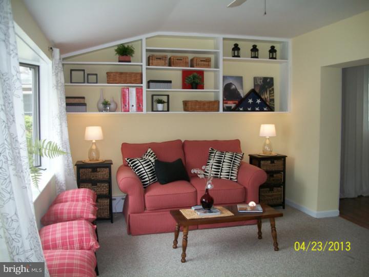 140 Sutton Road Ardmore, PA 19003 - Photo 4 of 25 Gallery Image 4