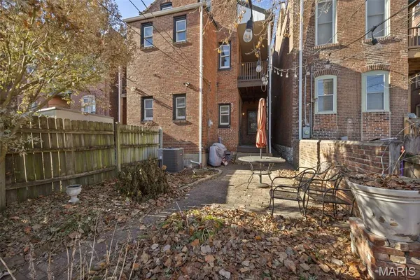 $280,000 | 2320 South 9th Street, St. Louis, MO 63104