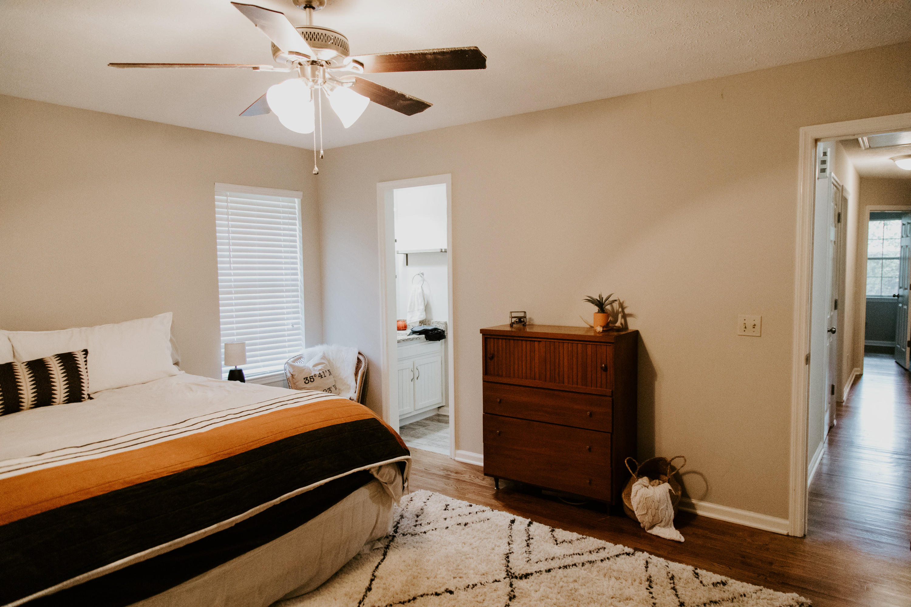 8422 Oak View Drive Chattanooga, TN 37421 - Photo 15 of 55 8422 Oak View Dr. Chattanooga, TN 37421-
