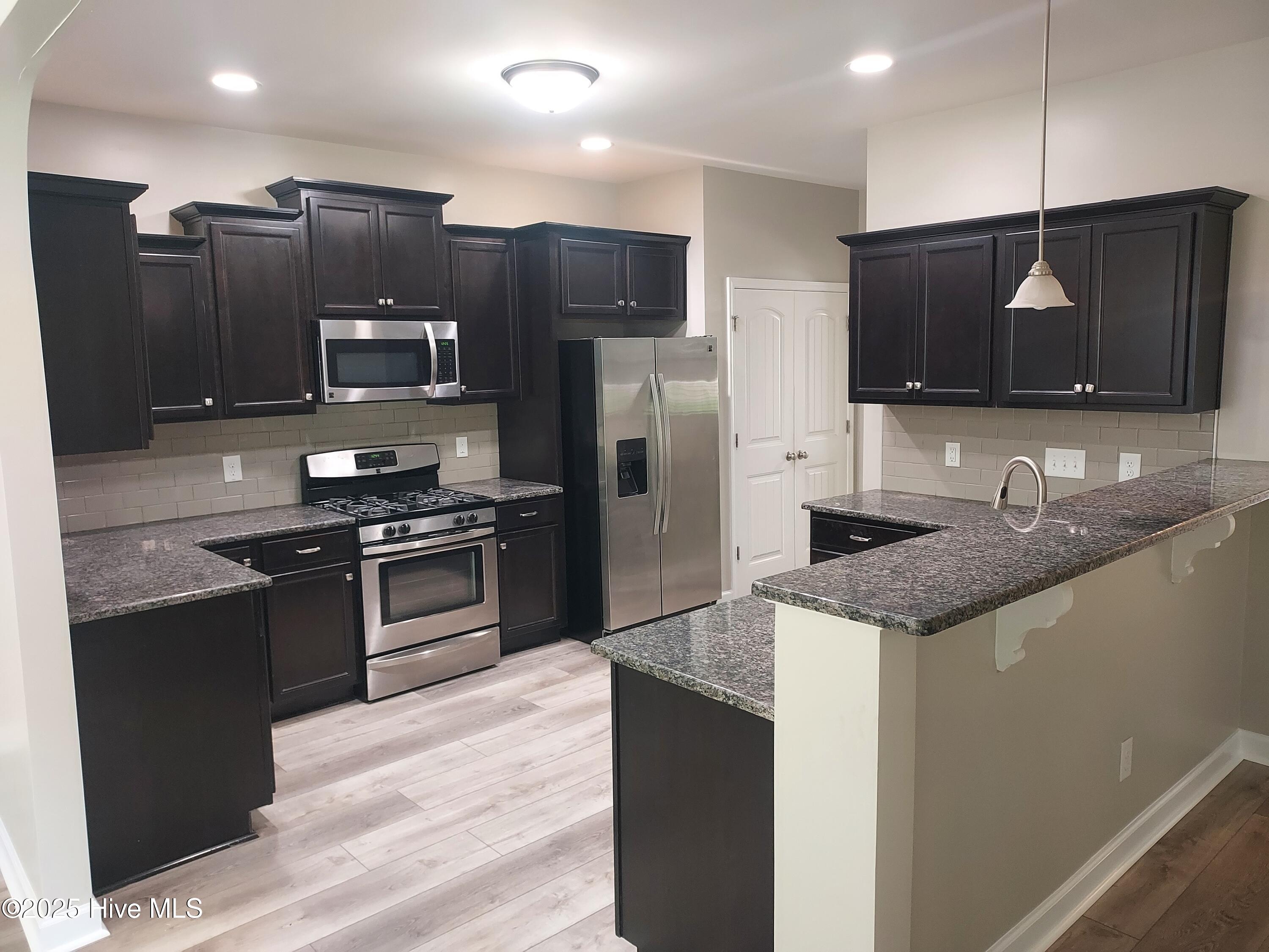 215 Almond Drive Cameron, NC 28326 - Photo 10 of 47 1000015340