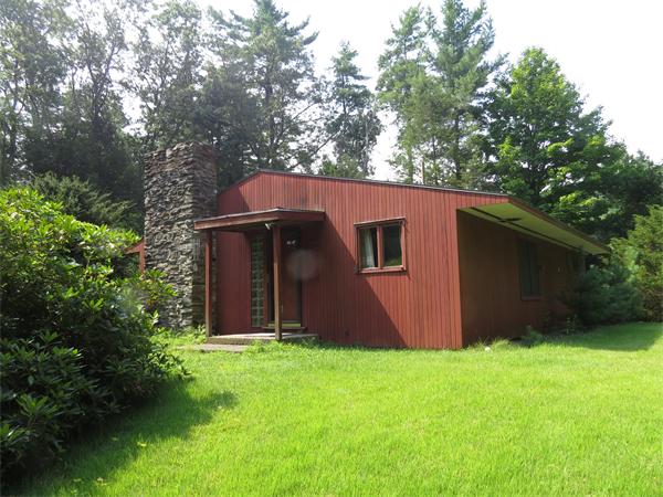 136 Hayward Road Acton, MA 01720 - Photo 2 of 20 Gallery Image 2