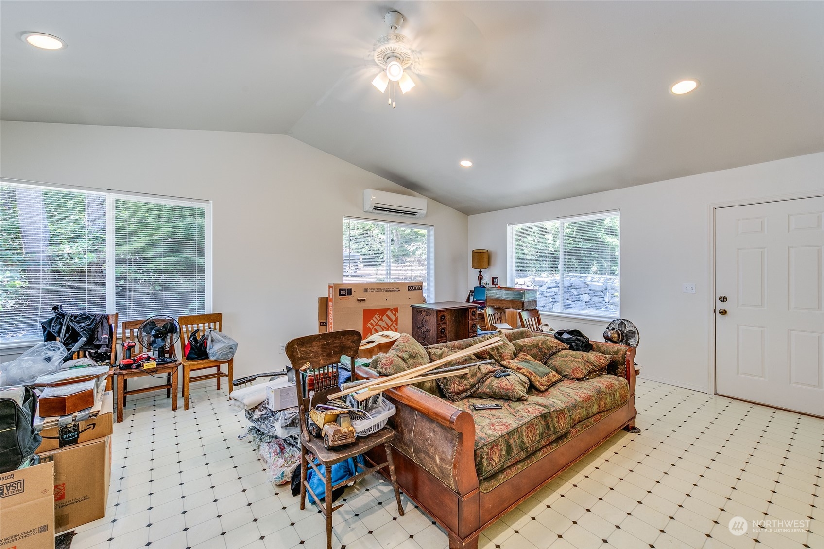 12403 Olympic View Road Northwest Silverdale, WA 98383 - Photo 17 of 27 Gallery Image 17