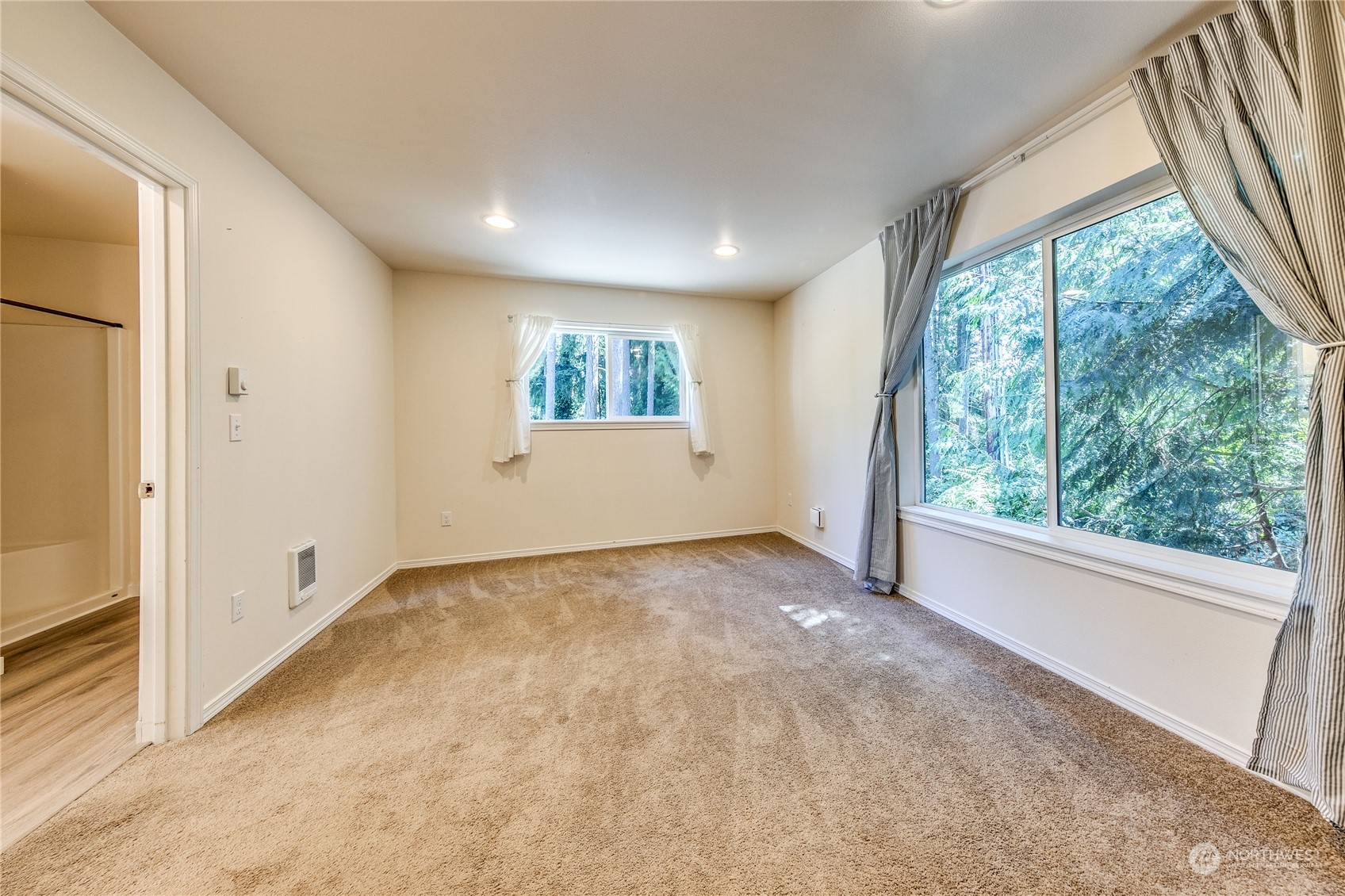 12403 Olympic View Road Northwest Silverdale, WA 98383 - Photo 22 of 27 Gallery Image 22