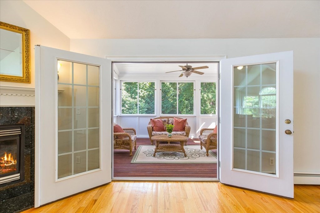 103 Stockbridge Road Scituate, MA 02066 - Photo 11 of 33