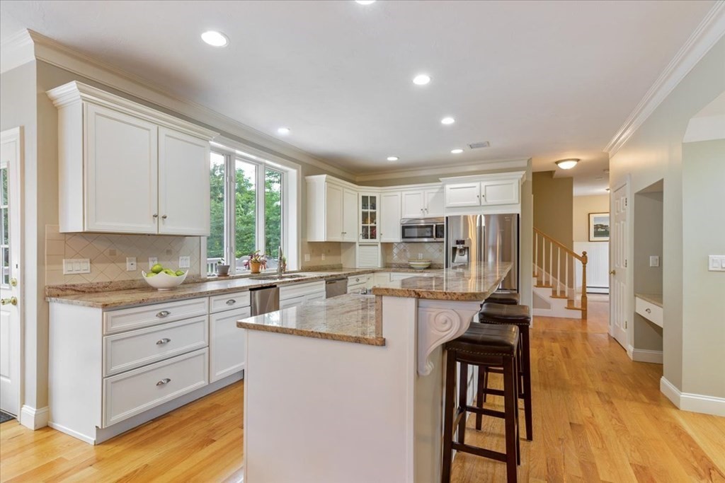 103 Stockbridge Road Scituate, MA 02066 - Photo 6 of 33