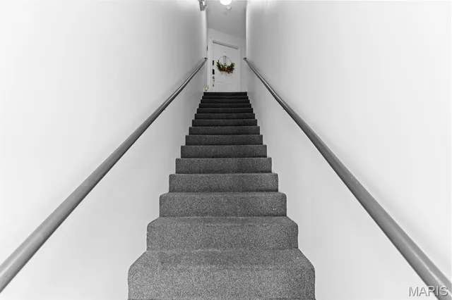 $299,900 | 227 West Monroe Avenue, Unit 205, Kirkwood, MO 63122