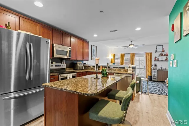 $299,900 | 227 West Monroe Avenue, Unit 205, Kirkwood, MO 63122