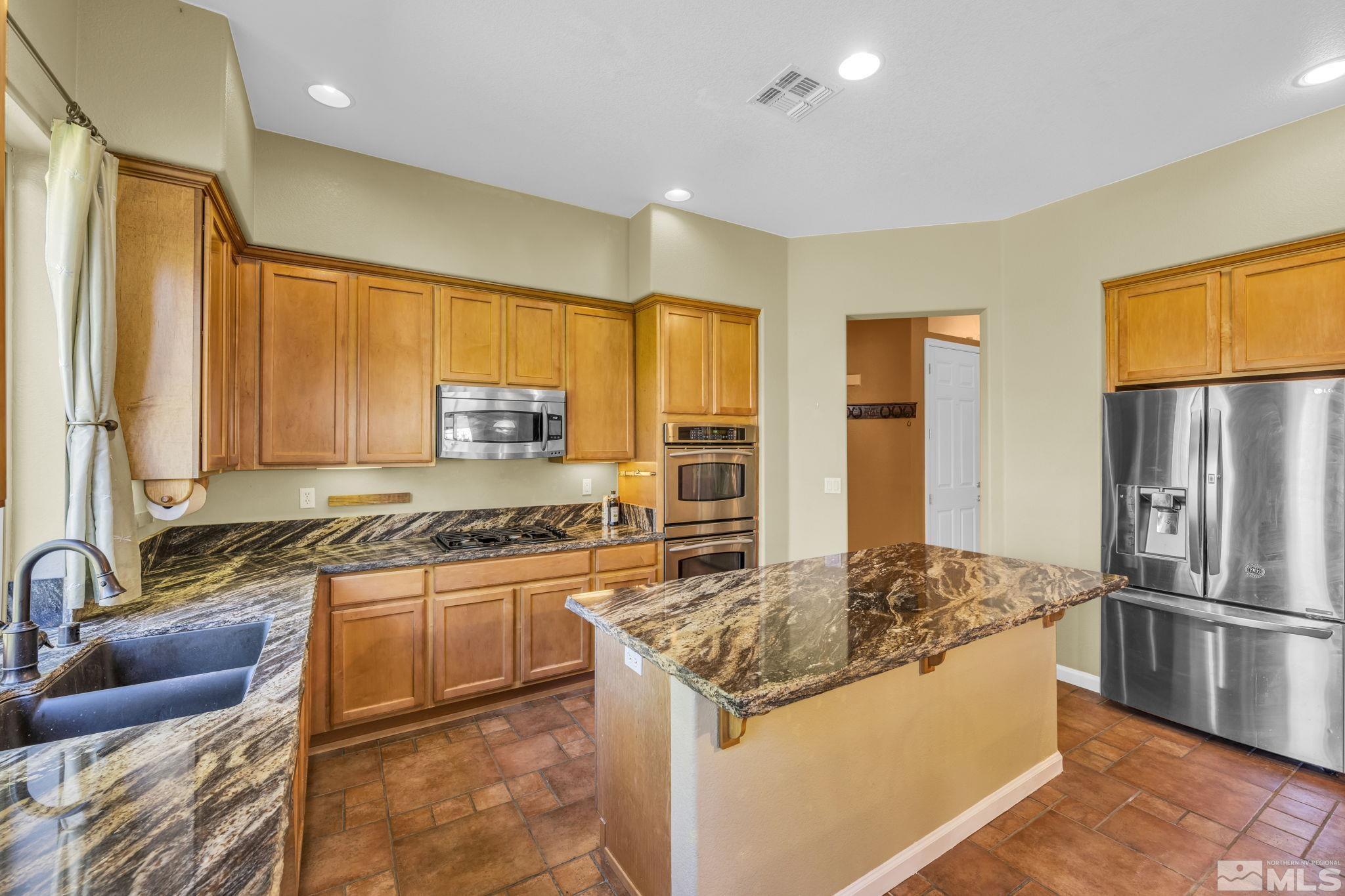 2620 Heather Field Lane Reno, NV 89521 - Photo 8 of 39 Photo 8