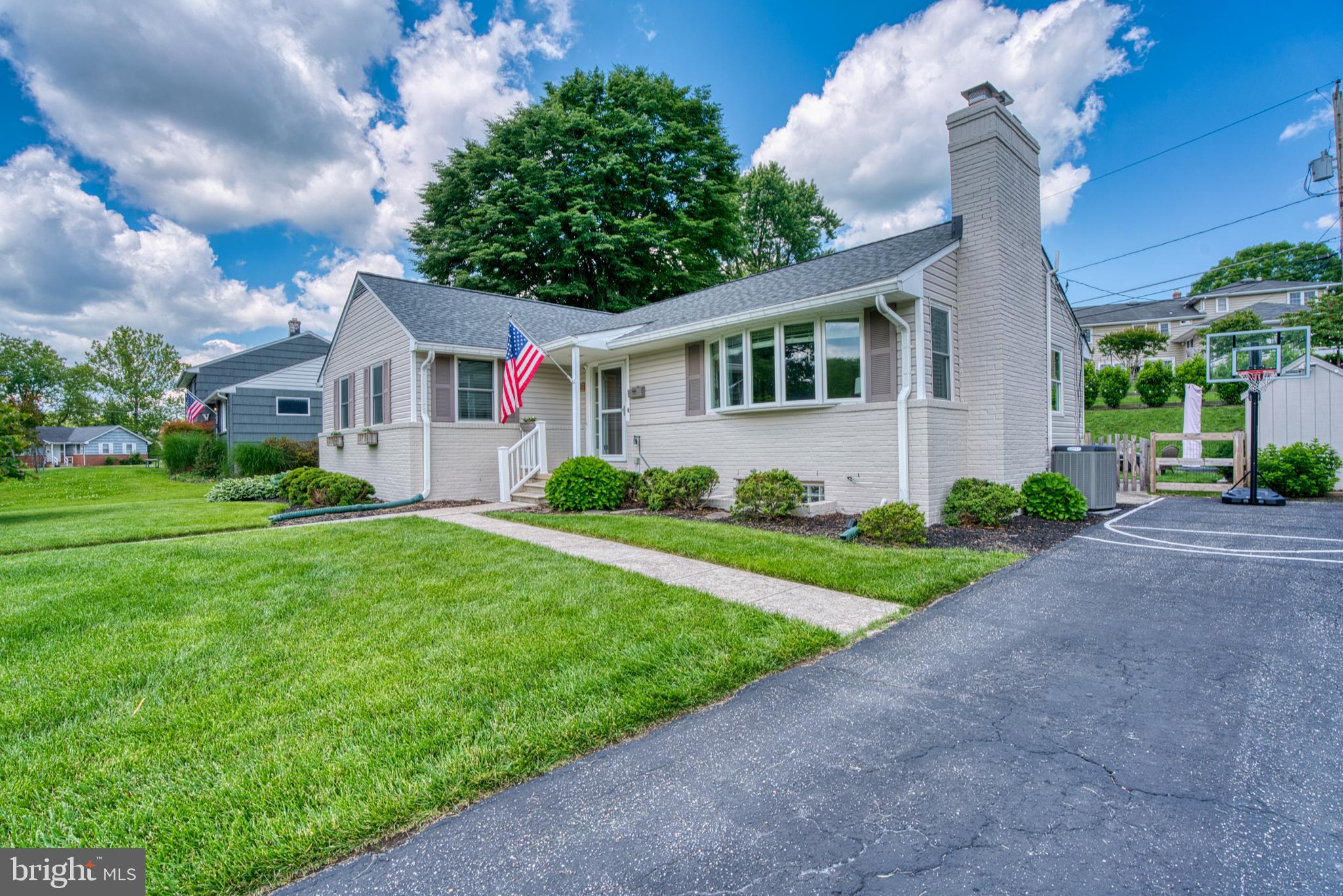 1606 Jeffers Road Baltimore, MD 21204 - Photo 2 of 60 Gallery Image 2
