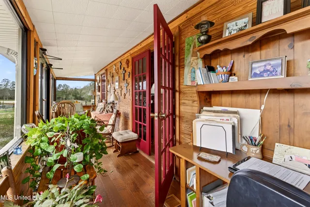 $375,000 | 80 South Spoon Ranch Road, Poplarville, MS 39470
