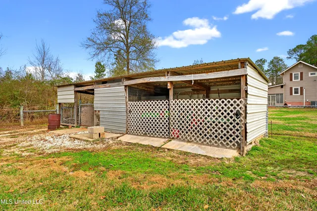 $375,000 | 80 South Spoon Ranch Road, Poplarville, MS 39470