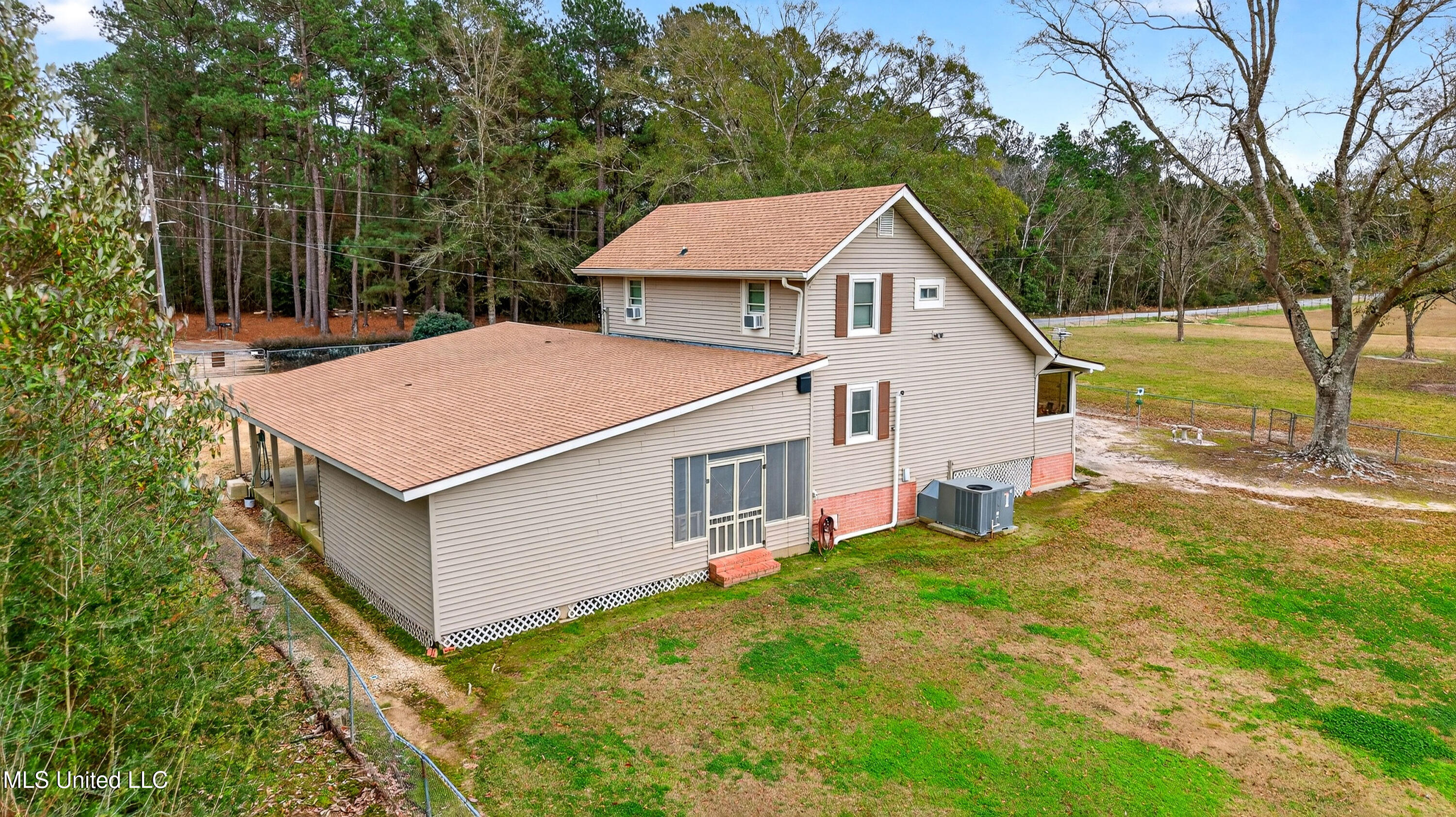 80 South Spoon Ranch Road Poplarville, MS 39470 - Photo 44 of 51 DJI_20260102122201_0371_D