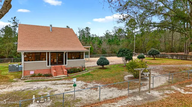 $375,000 | 80 South Spoon Ranch Road, Poplarville, MS 39470
