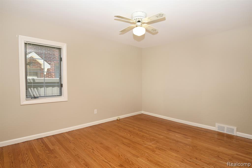 2453 Windemere Road Birmingham, MI 48009 - Photo 15 of 40