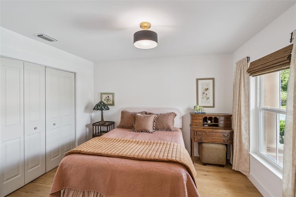 1304 Santa Rosa Court Lady Lake, FL 32159 - Photo 15 of 30