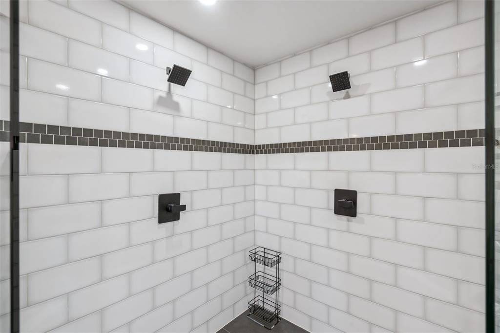 1304 Santa Rosa Court Lady Lake, FL 32159 - Photo 19 of 30