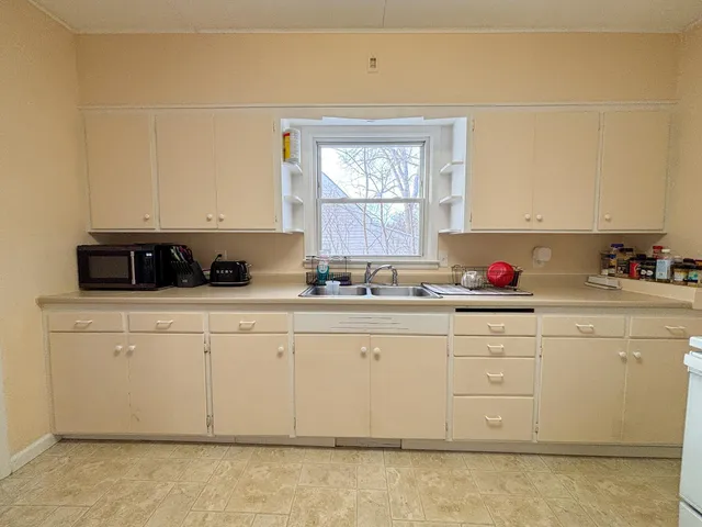 $199,900 | 424 West Birch Avenue, Fergus Falls, MN 56537