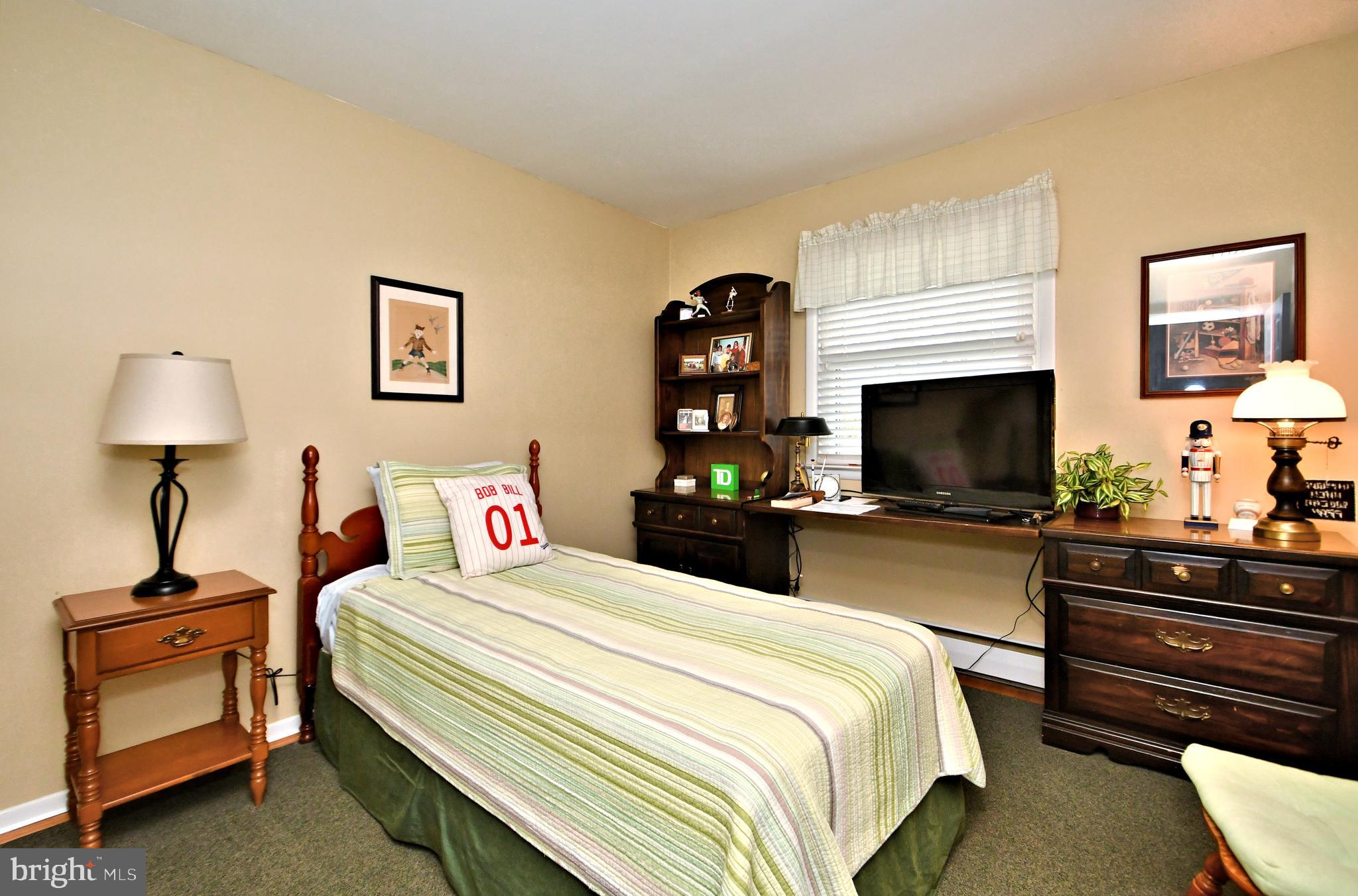 988 Williamson Road Horsham, PA 19044 - Photo 24 of 47 Bedroom #3