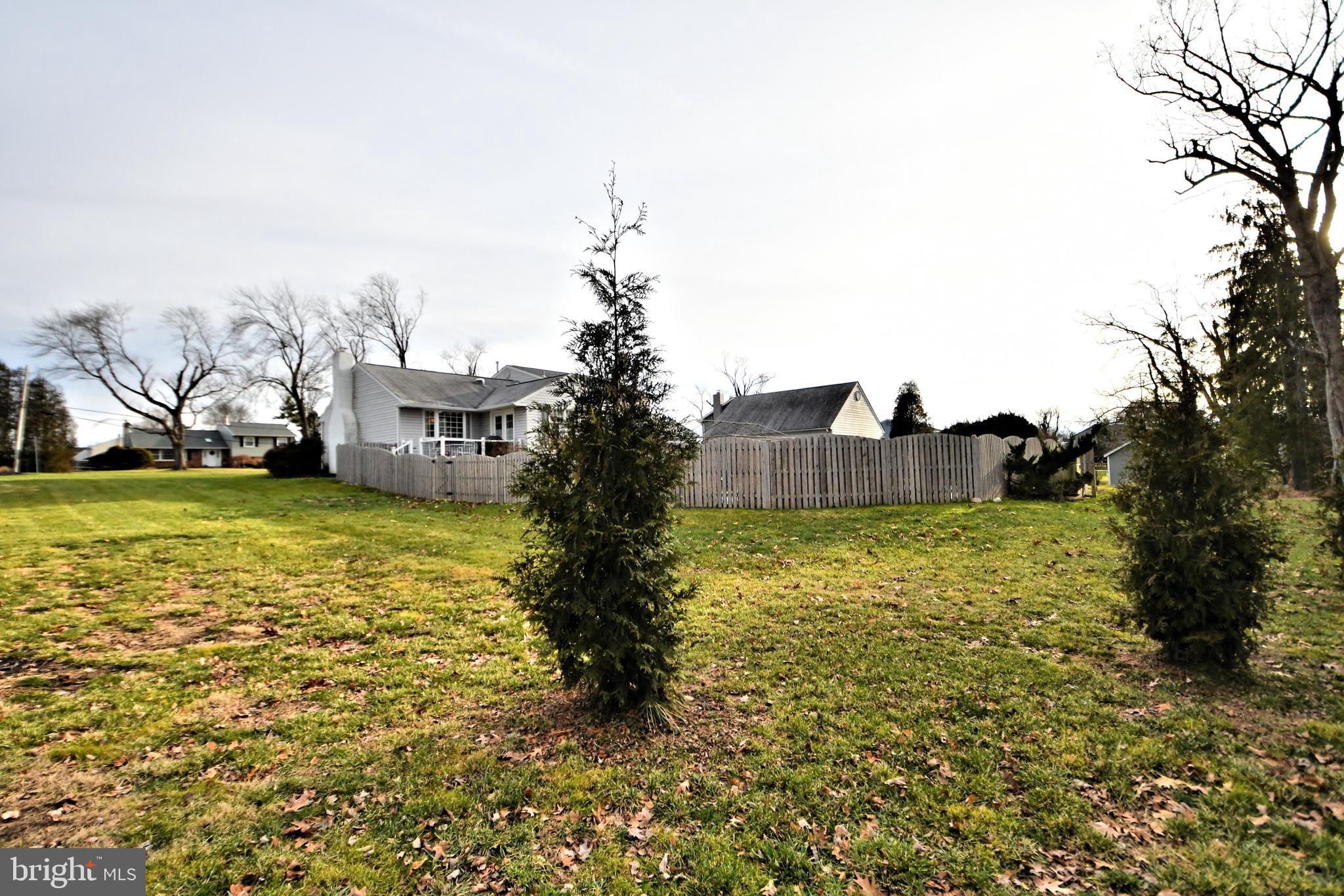 988 Williamson Road Horsham, PA 19044 - Photo 47 of 47 Large Corner Lot!