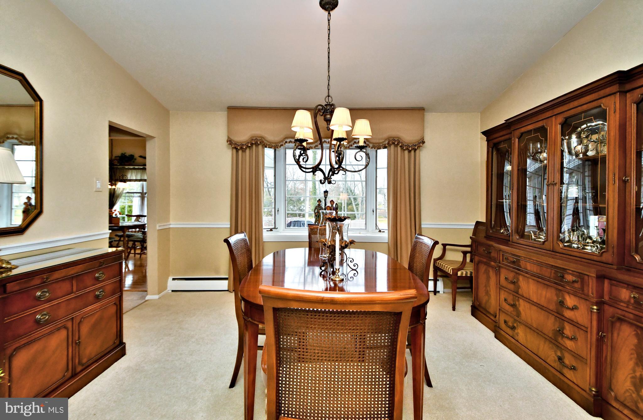 988 Williamson Road Horsham, PA 19044 - Photo 8 of 47 Dining Room