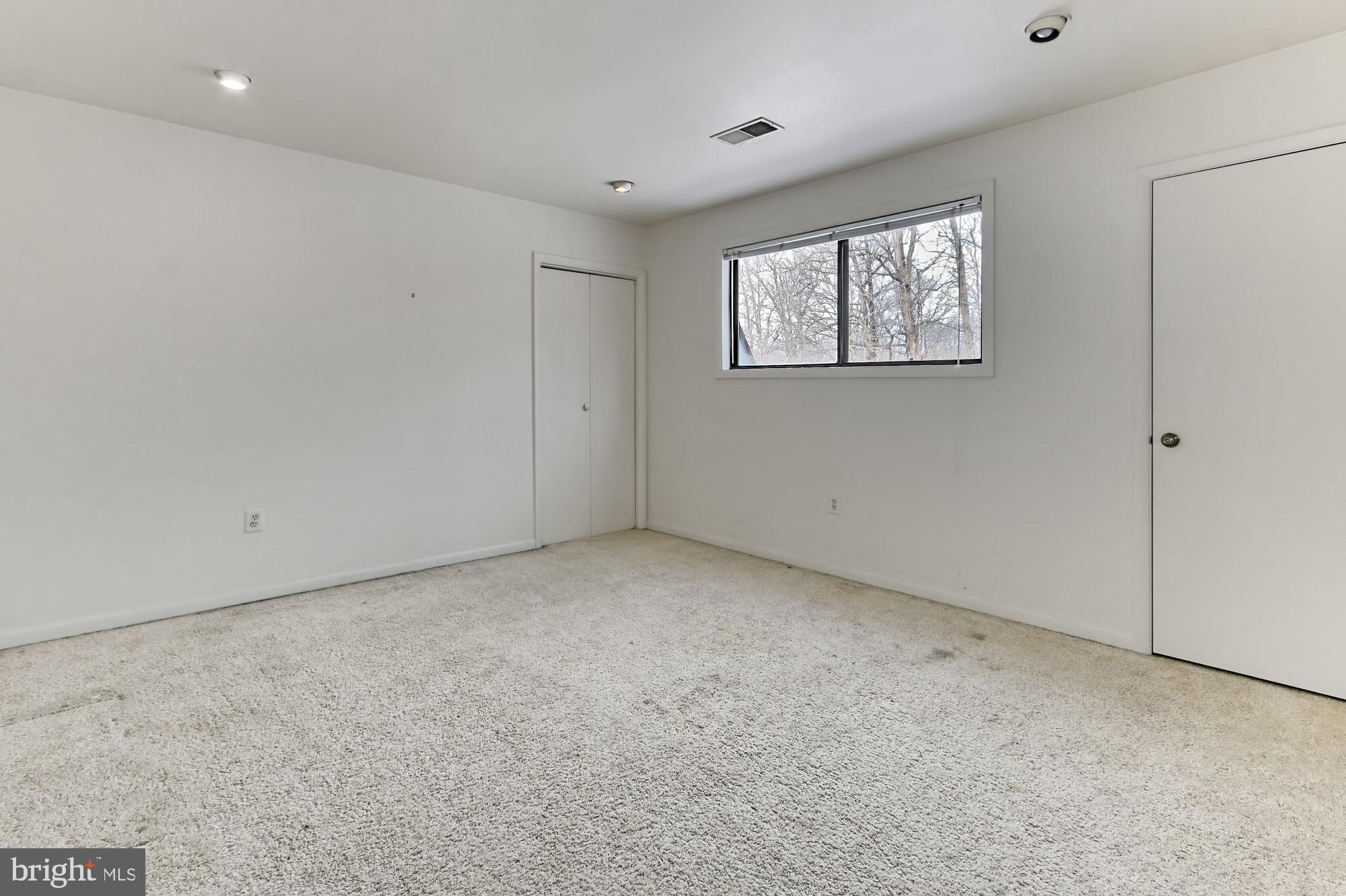 3666 Russell Road Woodbridge, VA 22192 - Photo 39 of 78 Bedroom 2