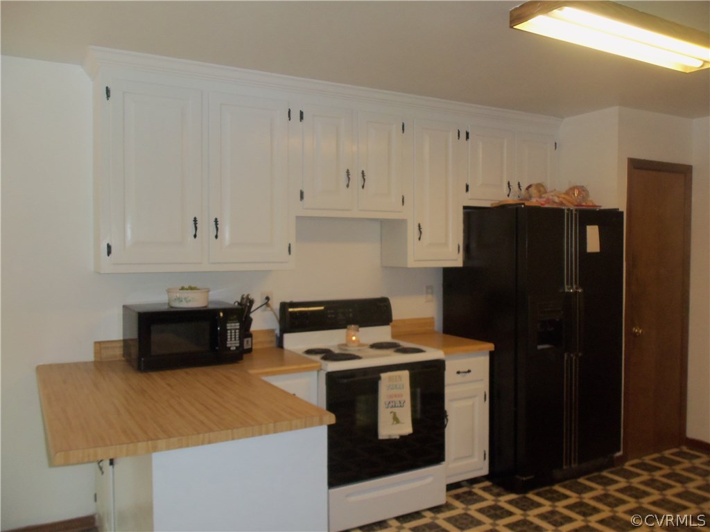 4396 Three Bridge Road Powhatan, VA 23139 - Photo 7 of 20 Gallery Image 7