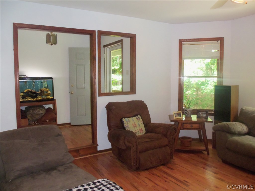 4396 Three Bridge Road Powhatan, VA 23139 - Photo 9 of 20 Gallery Image 9