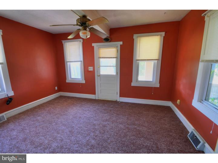 405 Pennwyn Place Reading, PA 19607 - Photo 2 of 13 Gallery Image 2