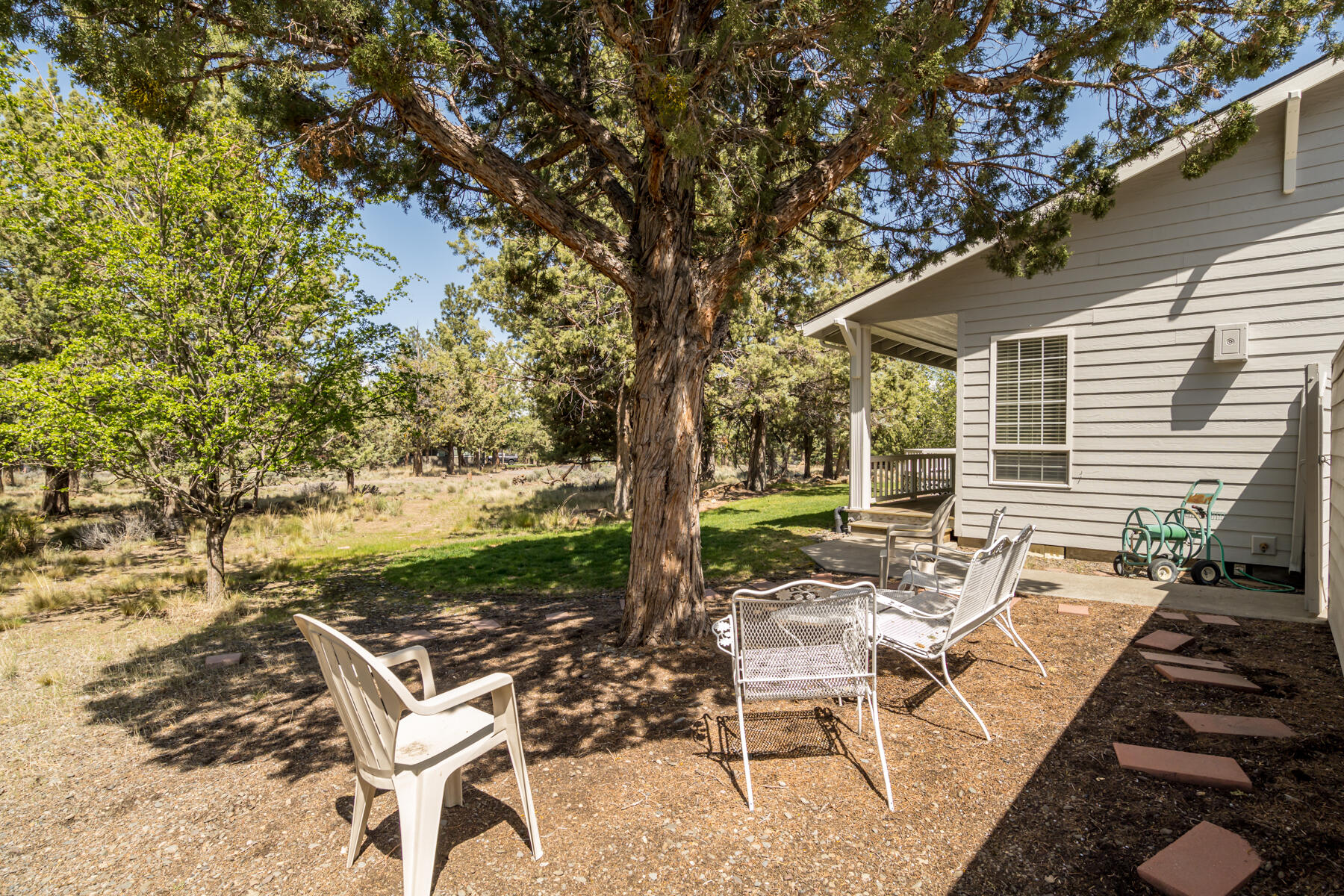 892 Northwest Chelsea Loop Bend, OR 97703 - Photo 31 of 46 JH5_1187