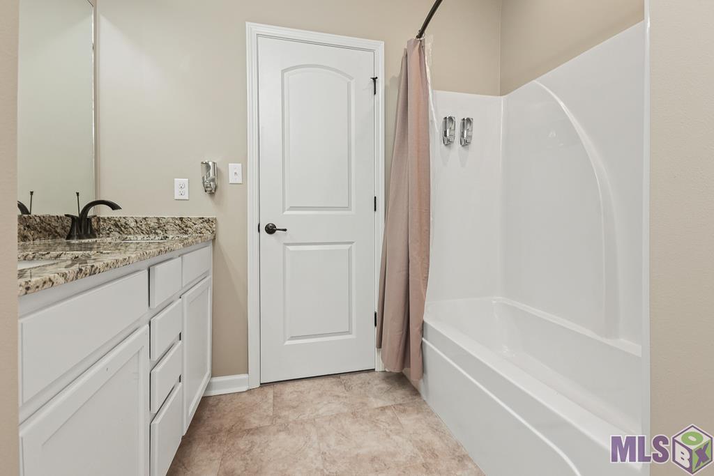 2750 South Roth Avenue Gonzales, LA 70737 - Photo 15 of 18 Gallery Image 15