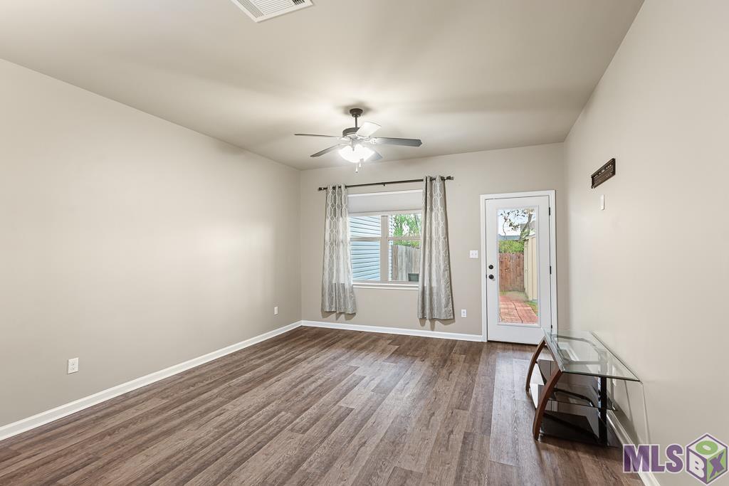 2750 South Roth Avenue Gonzales, LA 70737 - Photo 8 of 18 Gallery Image 8
