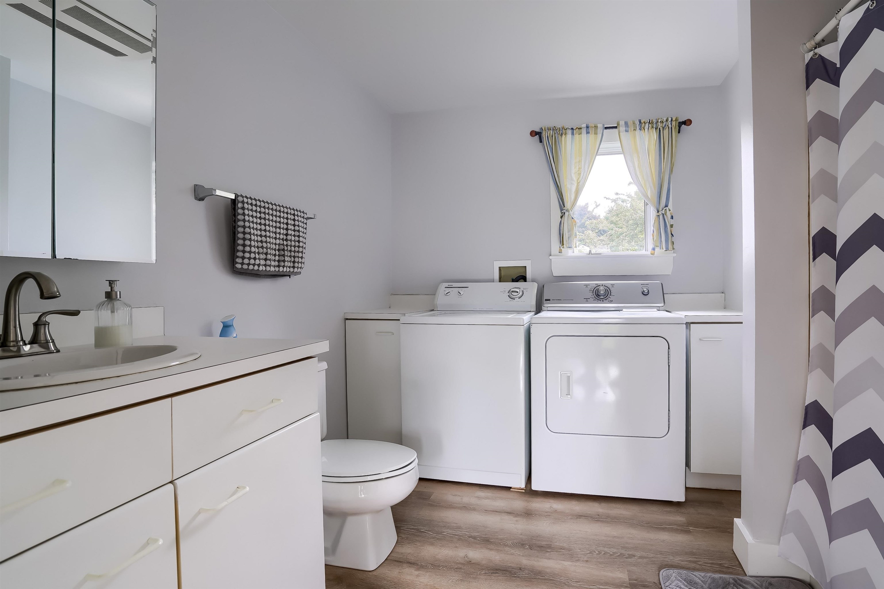 6 East Dunstable Road Nashua, NH 03060 - Photo 14 of 30 Gallery Image 14