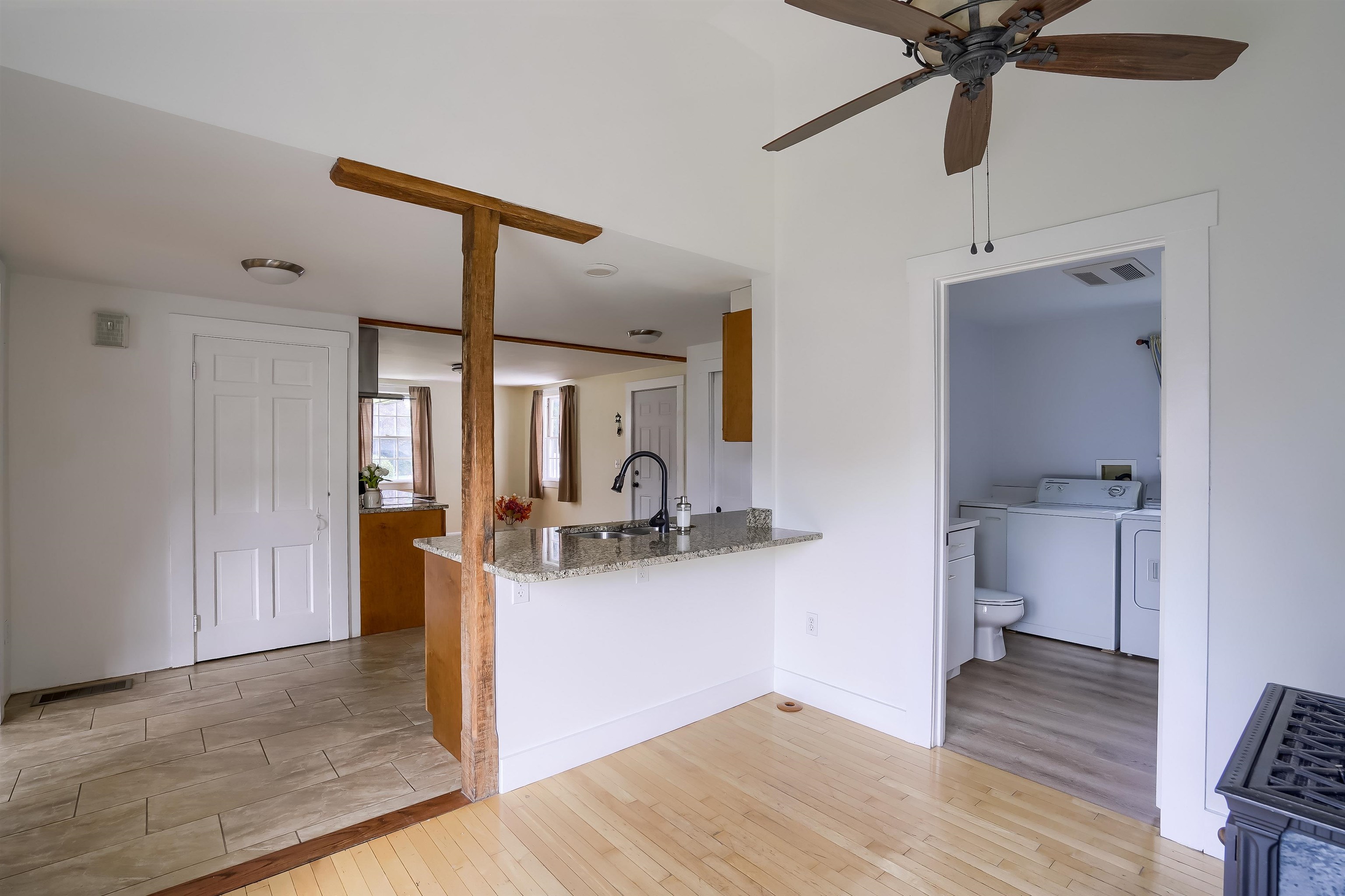 6 East Dunstable Road Nashua, NH 03060 - Photo 10 of 30 Gallery Image 10