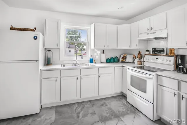 $80,000 | 605 Houston Street, Pleasant Hill, IL 62366