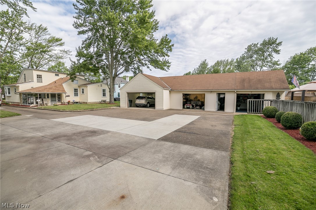 935 Gulf Road Elyria, OH 44035 - Photo 27 of 35 Gallery Image 27