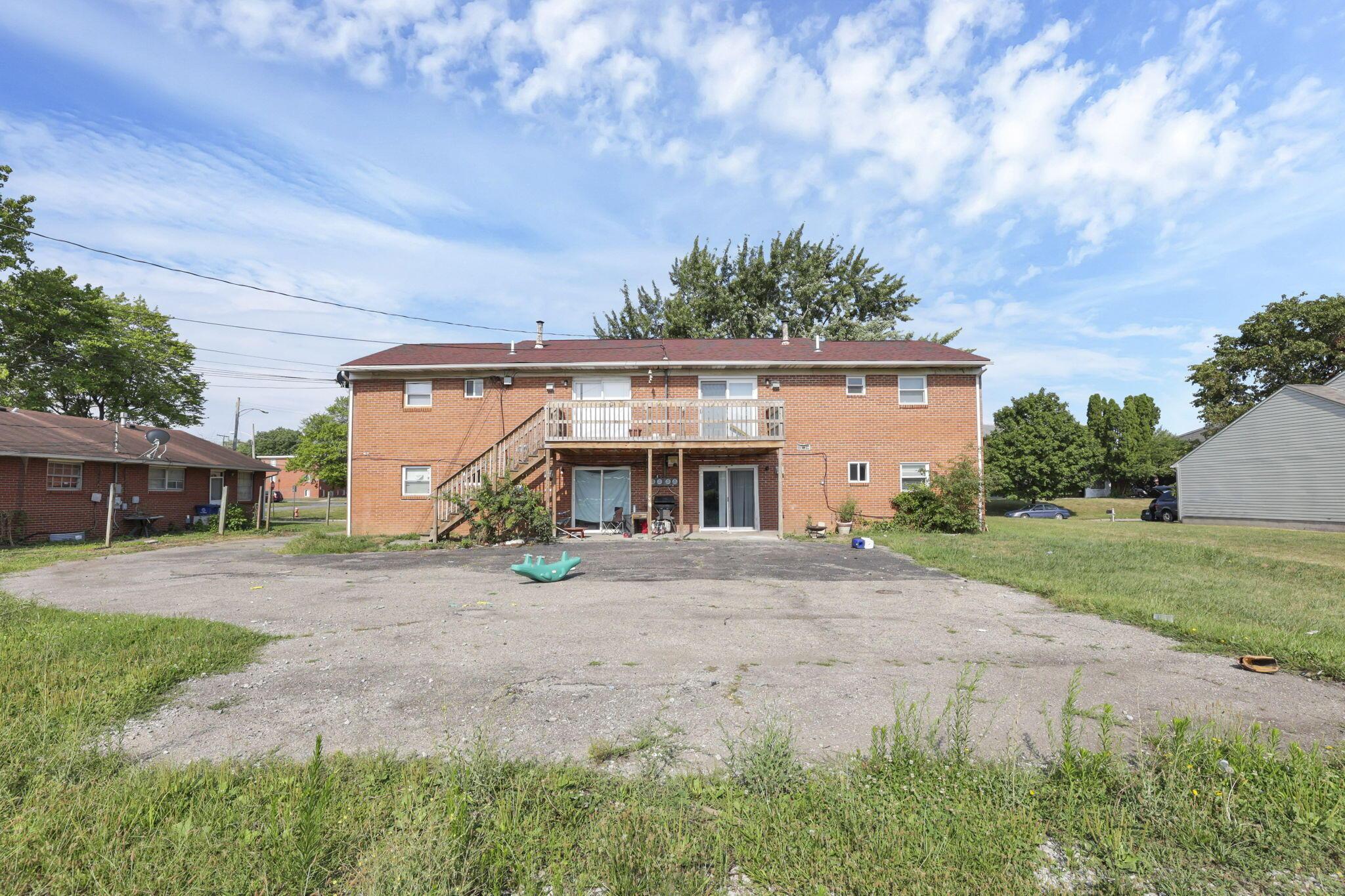 690 Kingsford Road Columbus, OH 43204 - Photo 72 of 80 64-web-or-mls-011A9653