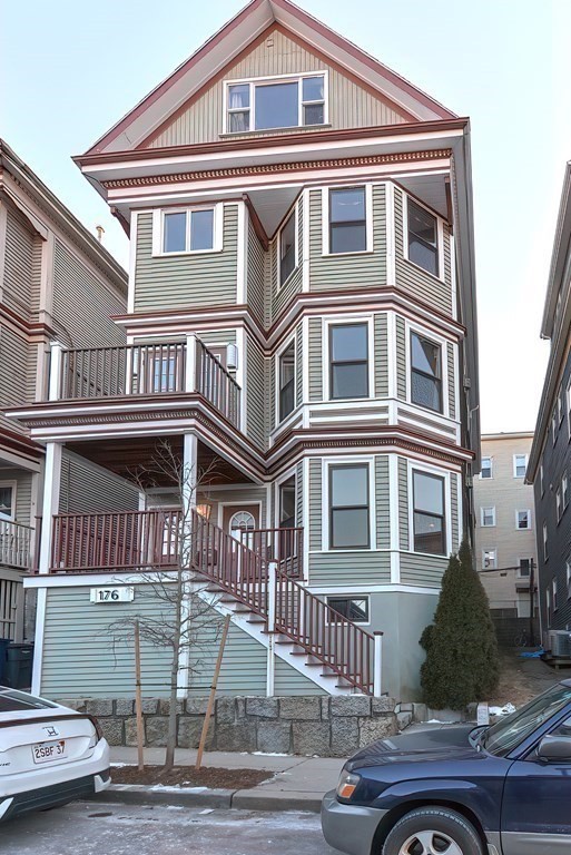 176 Hillside Street, Unit 101 Boston, MA 02120 - Photo 1 of 16 a front view of a house
